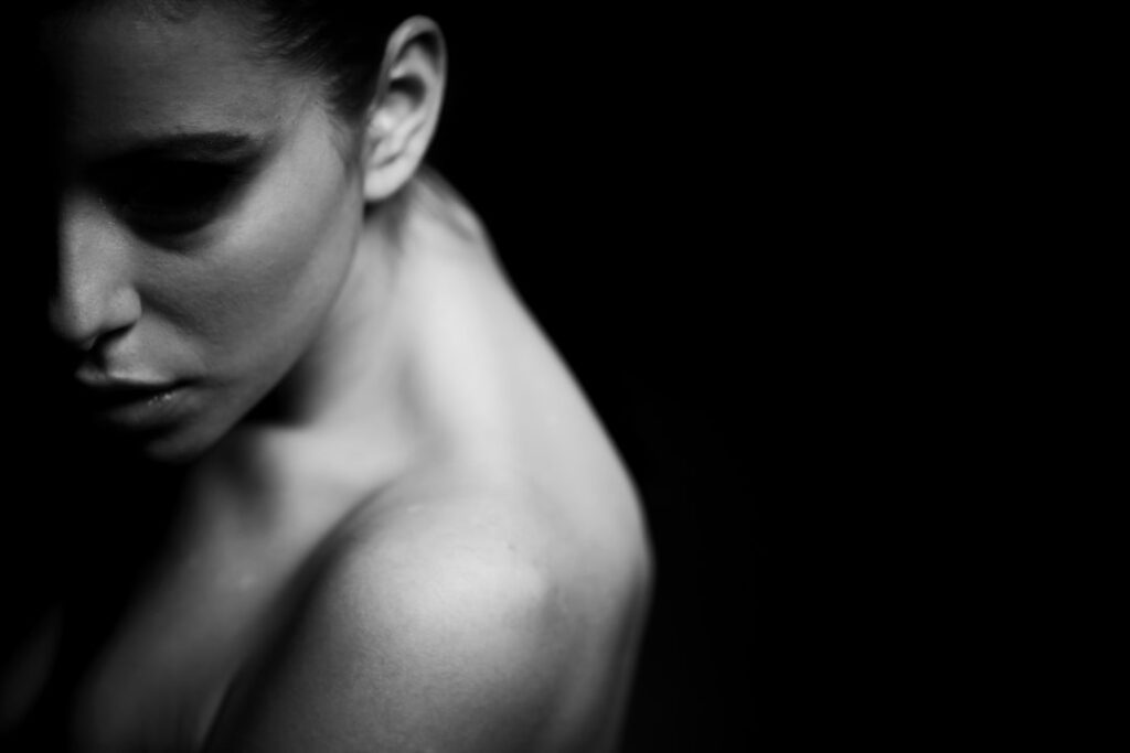 découvrez l'efficacité du shoulder press, un exercice incontournable pour renforcer vos épaules et améliorer votre posture. apprenez les techniques et variations pour maximiser vos séances d'entraînement.