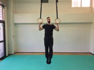 découvrez les différents types de pull-ups, des conseils pour améliorer votre technique et les bienfaits de cet exercice incontournable pour renforcer votre dos et vos bras. que vous soyez débutant ou expérimenté, trouvez des astuces et des variantes adaptées à votre niveau.