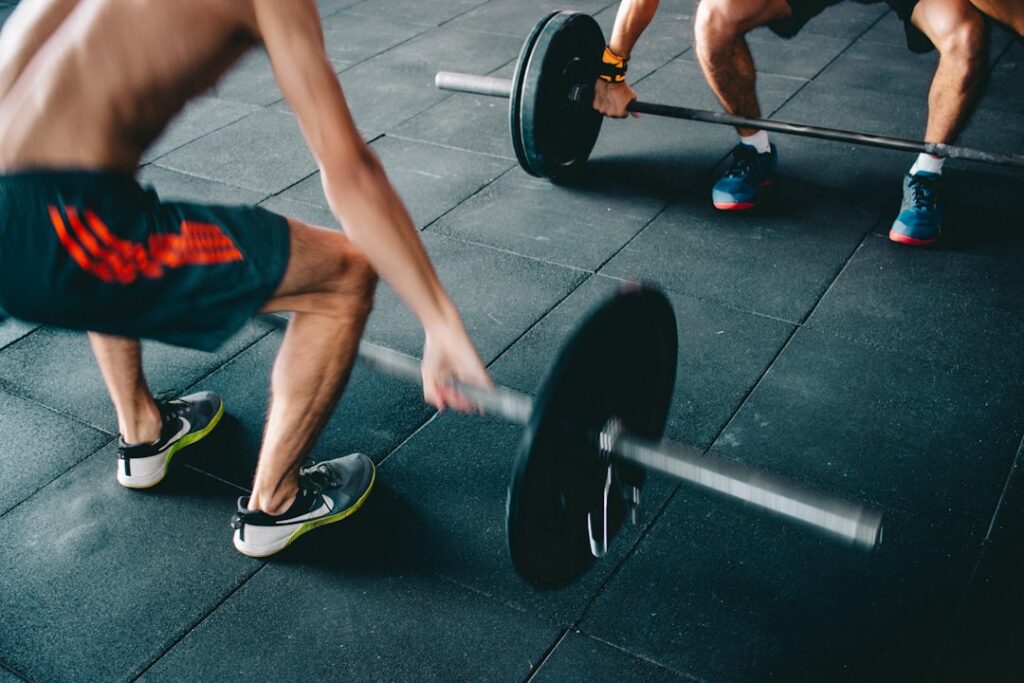 Maîtriser le Snatch en CrossFit 💪 Techniques & Astuces pour Briller ! 🌟